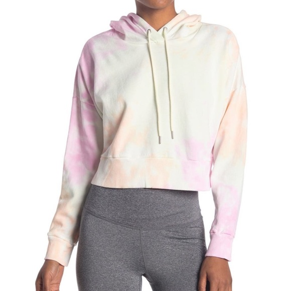 90 Degree Sweatsuit Set - Picture 2 of 11